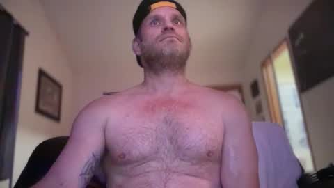 Snapshot of mackincaliallday chatting on 01/06/26, 08:51 MackinCaliAllDay online show from 01/06/26, 08:51