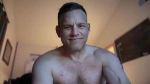 Snapshot of mackincaliallday chatting on 03/01/26, 02:19 MackinCaliAllDay online show from 03/01/26, 02:19