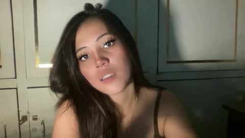 Snapshot of macycollinx chatting on 01/17/26, 02:33 Maceey online show from 01/17/26, 02:33