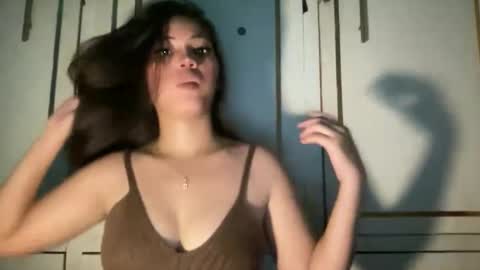 Snapshot of macycollinx chatting on 01/18/26, 02:37 Maceey online show from 01/18/26, 02:37