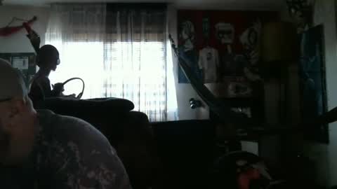 Manuel online show from 12/17/24, 09:28