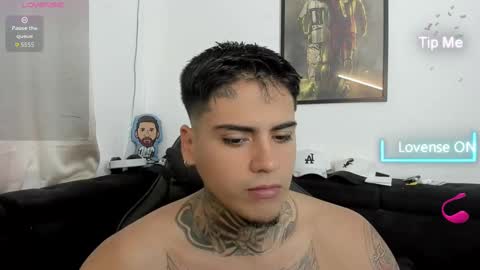 max online show from 11/23/25, 01:44