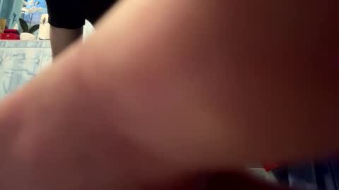 mada12340987 online show from 11/24/25, 10:15