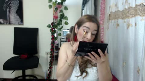 Dalila online show from 02/06/25, 12:26