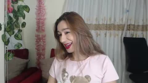 Dalila online show from 02/17/25, 12:38