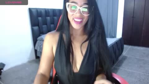 EMILY online show from 10/21/25, 06:14