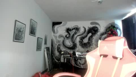 di online show from 12/01/25, 02:55