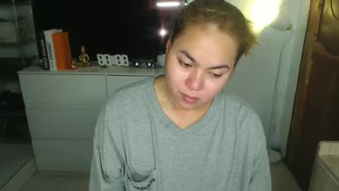 Ivy online show from 04/08/26, 06:08