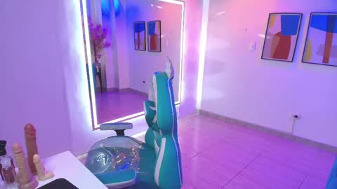 Madame Scarllet  online show from 04/14/26, 11:38