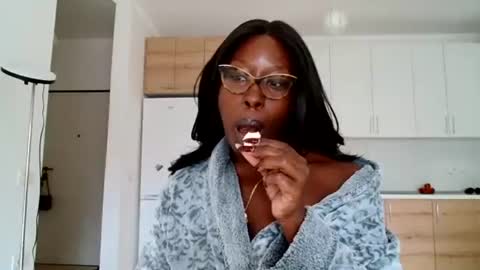 YourMadamIndigo online show from 09/10/25, 04:07