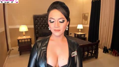 Alison Kloss online show from 12/05/25, 12:08