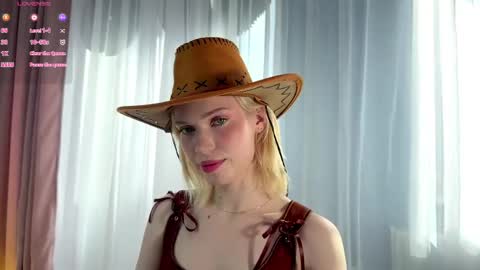 Fiona online show from 04/10/26, 04:50