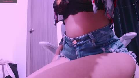 alex online show from 02/10/25, 01:57