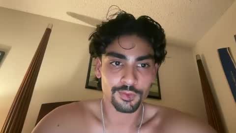 Snapshot of maddaewg101 chatting on 09/18/25, 06:26 maddaewg101 online show from 09/18/25, 06:26