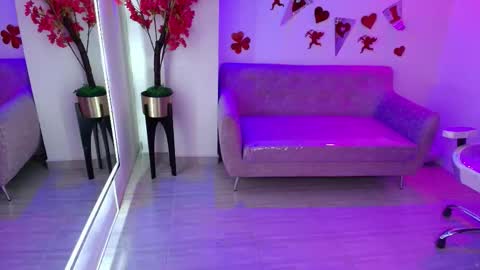 maddie_t18 online show from 02/26/26, 11:31