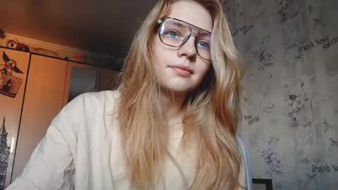 Emma online show from 03/03/26, 06:19