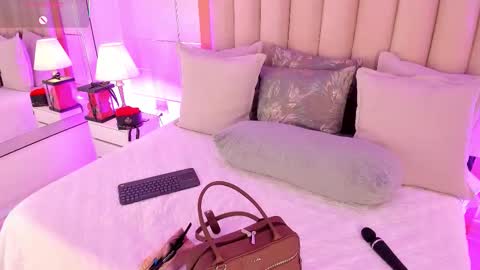    online show from 02/05/26, 07:29