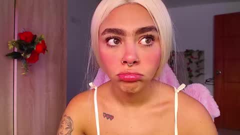 maddiie and clyde online show from 10/06/25, 03:31