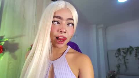 maddiie and clyde online show from 10/27/25, 07:18