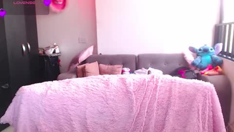 maddiie and clyde online show from 02/20/26, 04:18