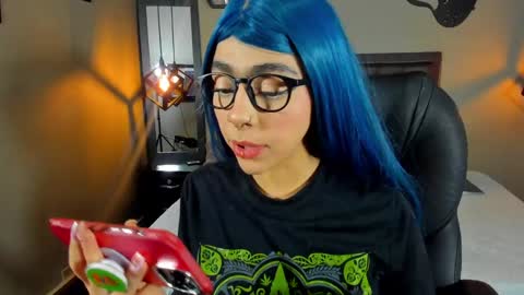 Maddie online show from 12/21/24, 01:53