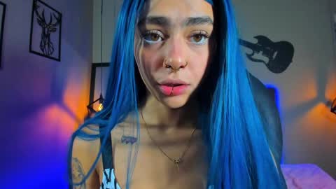 Maddie online show from 02/05/25, 01:00