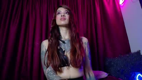 Snapshot of maddilust chatting on 05/29/26, 07:45 Miss Lust online show from 05/29/26, 07:45