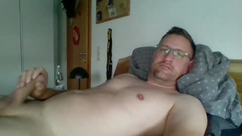 Maddin online show from 10/26/25, 02:34