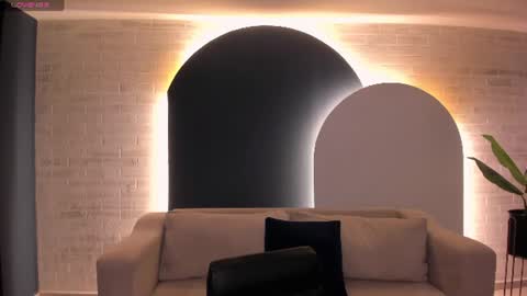 Maddison online show from 07/11/26, 11:24