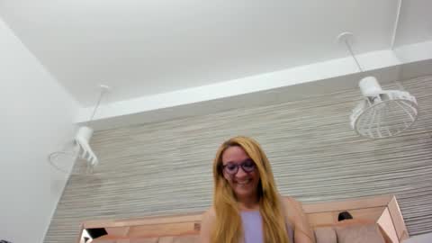 maddy cartter online show from 09/16/25, 11:22