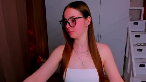 Snapshot of maddy_gate chatting on 04/28/26, 05:18 maddy_gate online show from 04/28/26, 05:18