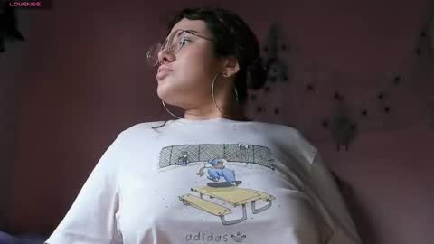 Maddy  online show from 10/31/25, 07:26