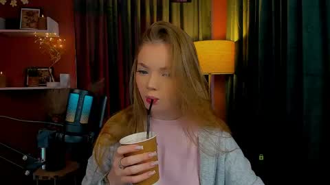 maddy moah online show from 04/27/26, 05:27