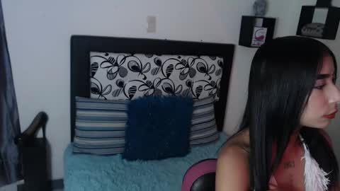 Maddy Parker  online show from 01/01/25, 01:15