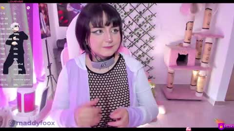 Snapshot of maddyfoox chatting on 04/30/26, 10:14 Maddy Foox online show from 04/30/26, 10:14
