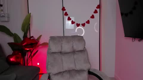 maddygarcia online show from 02/11/25, 02:57