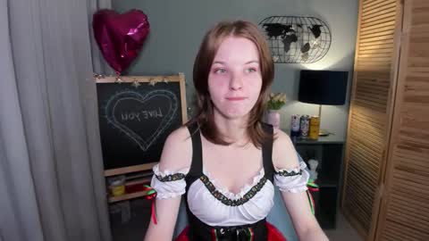 madelaines online show from 09/27/25, 08:41