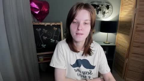 Snapshot of madelaines chatting on 11/09/25, 09:18 madelaines online show from 11/09/25, 09:18