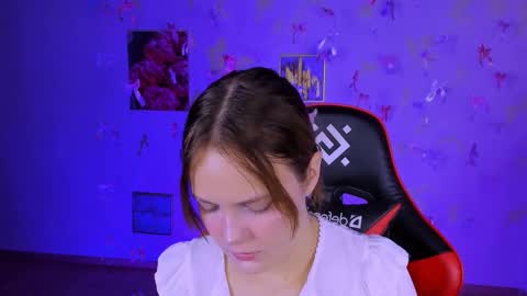 Madeline online show from 11/18/25, 08:35