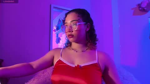 Snapshot of madelinebenet chatting on 03/09/25, 02:50 Madeline online show from 03/09/25, 02:50