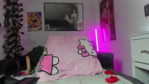 Snapshot of madelyn777 chatting on 11/07/25, 01:16 Madelyn. online show from 11/07/25, 01:16