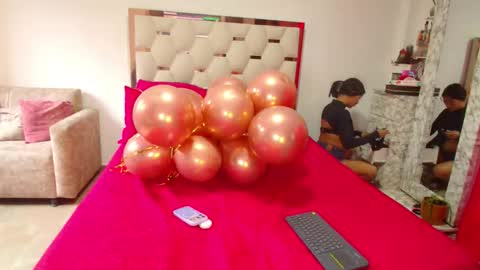 Snapshot of madeyn_roses chatting on 01/06/26, 10:01 madelyn roses online show from 01/06/26, 10:01