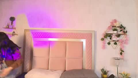 madhison_5 online show from 03/01/26, 12:18