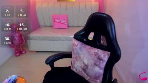 Madhison  online show from 12/17/25, 08:15