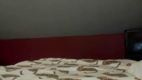 madibaby999 online show from 10/03/25, 11:24