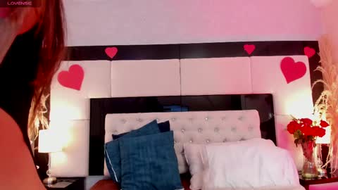 Snapshot of madiissonlove chatting on 02/16/25, 12:21 Maddison online show from 02/16/25, 12:21