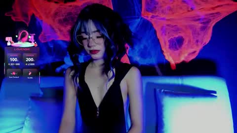 Snapshot of madiixwatson chatting on 10/27/25, 10:52 Madison Watson online show from 10/27/25, 10:52