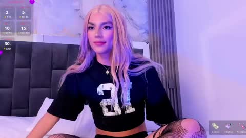 madison_ferrer_ online show from 04/19/26, 04:12