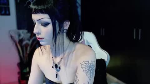 madison_jacksonn online show from 11/13/25, 10:08