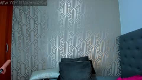   online show from 01/25/25, 02:47